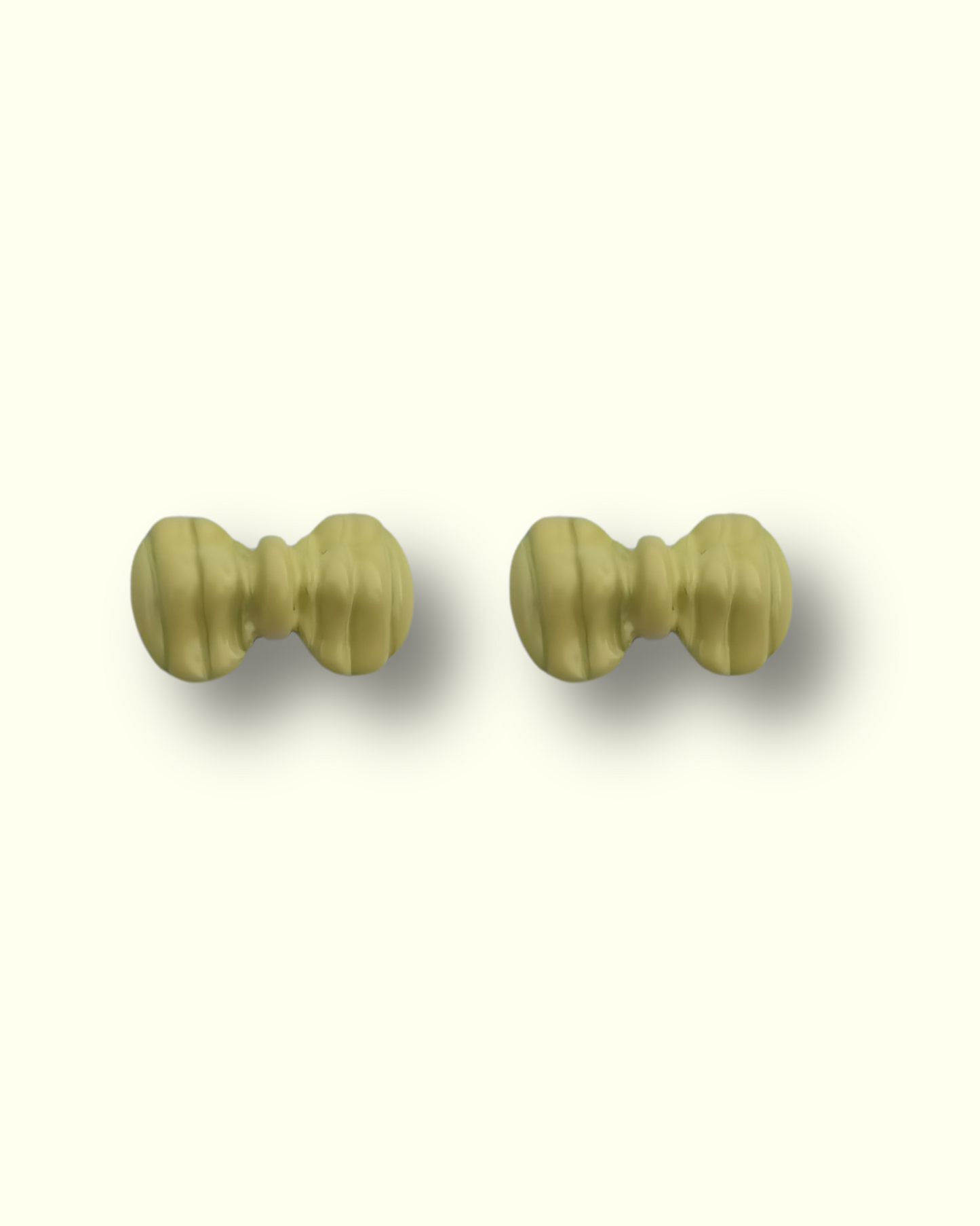 Bow Pebble Earring