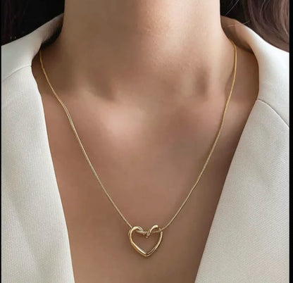 Entwined Heart Pendent