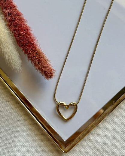 Entwined Heart Pendent